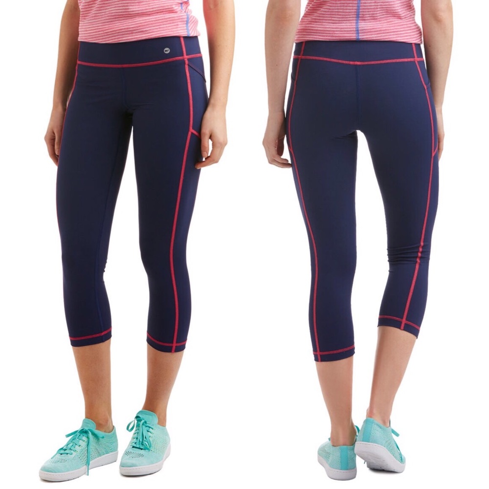 Vineyard Vines Solid Performance Crop Leggings - image 1